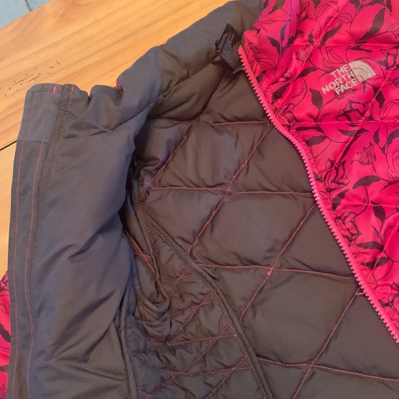 The North Face girls 550 goose down mid weight quilted winter jacket XXS (5) - Picture 6 of 7